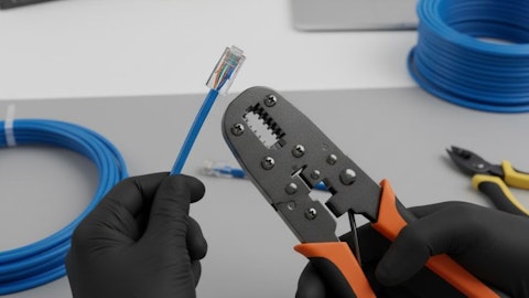 Zarabianie kabla RJ45