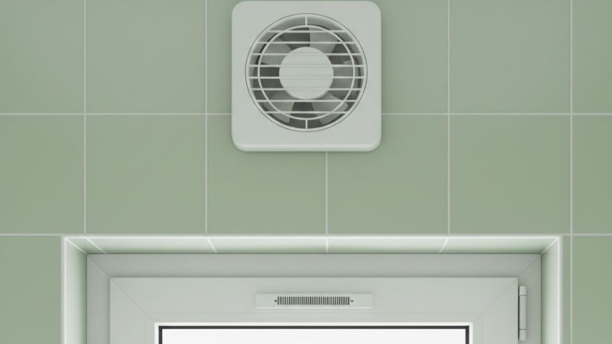 Вентиляція, розташована над вікном