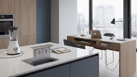 Практичні рішення для сучасних інтер'єрів - Настільні розетки на кухні та в офісі