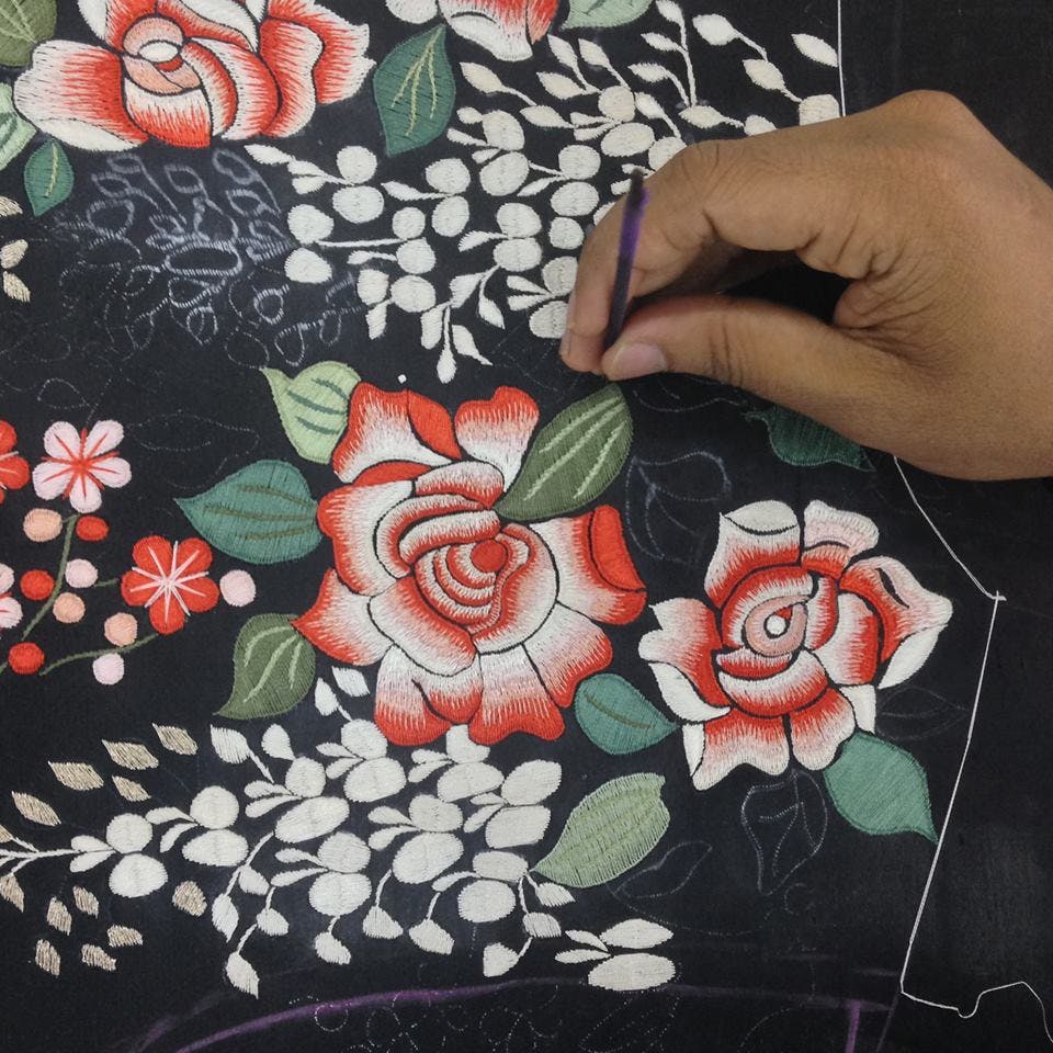 Disegni di saree Ashdeen