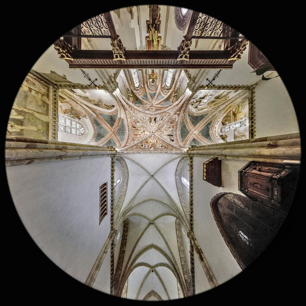 Transetto - Basilica di Santa Chiara