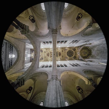 Navata - Basilica Pontificia di San Nicola