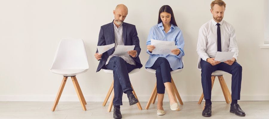 HR Heartbeat: The well-kept secret to standing out when hiring, confronting AI anxiety, and… hero image