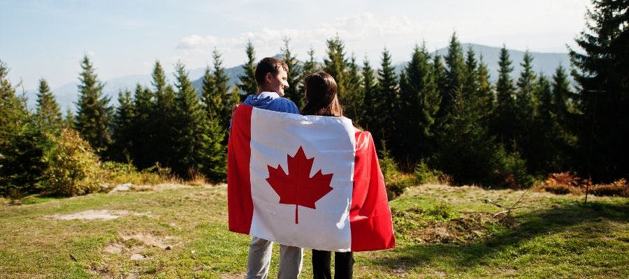 An employer’s guide to managing optional holidays hero image