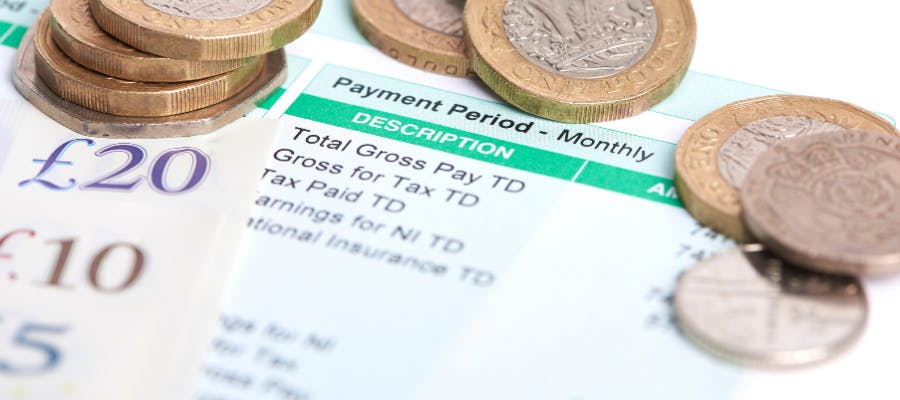 HR Heartbeat: Wages are on the rise but is the sun setting on apprenticeships? hero image HR Heartbeat: Wages are on the rise but is the sun setting on apprenticeships? hero image