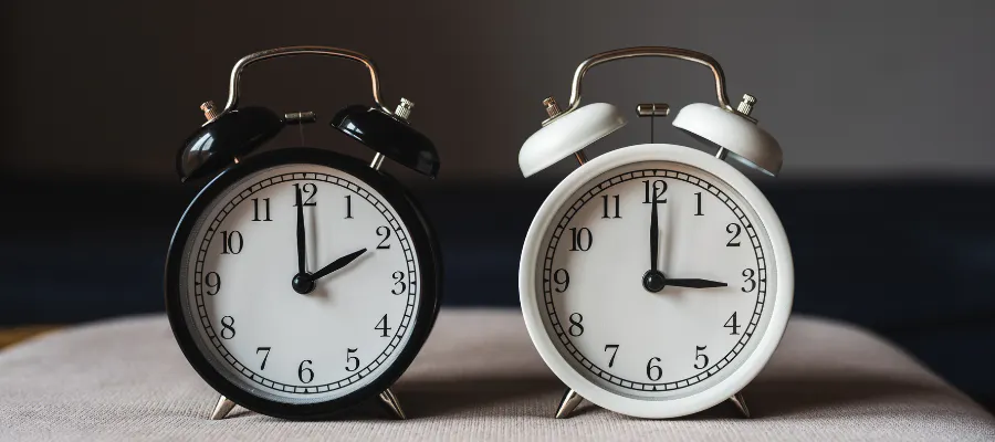 HR Heartbeat: The daylight savings pay dilemma, looming AODA deadlines and….