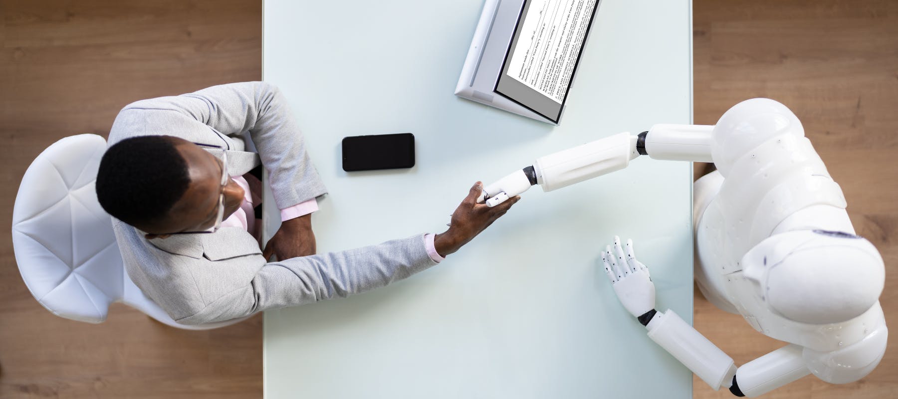HR Heartbeat: AI interviews, rising expenses, and...    hero image