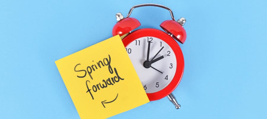 HR Heartbeat: Tick tock springs the pay clock, last call for free Naloxone and... hero image