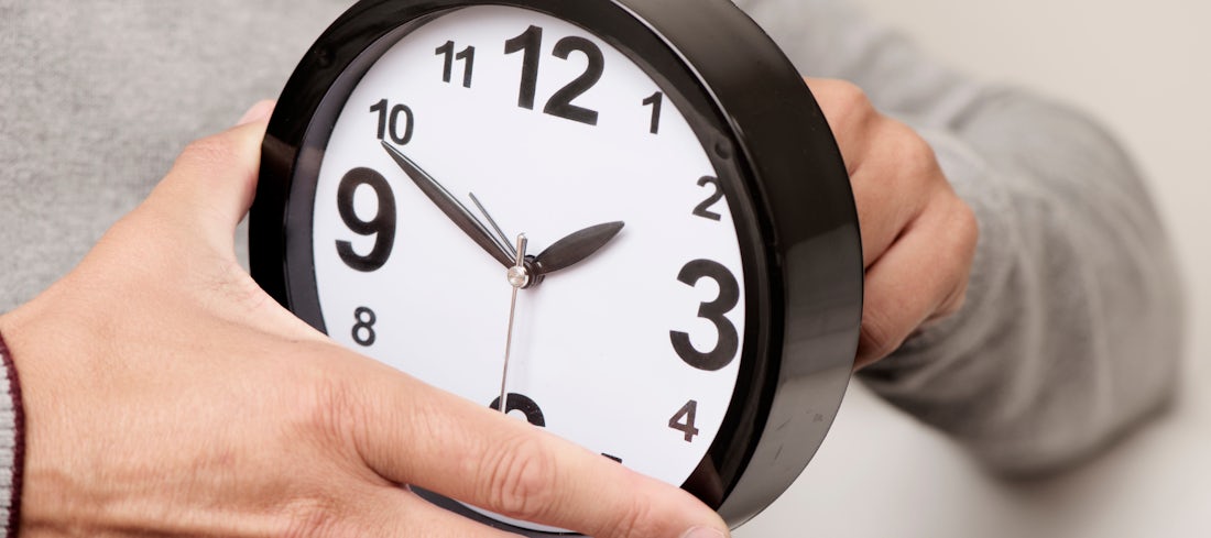 No more daylight saving—does your payroll change with the clocks?  hero image