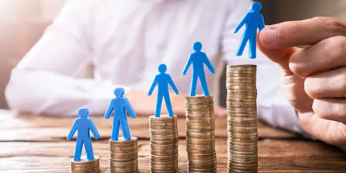 Managing UK wage standards with payroll software