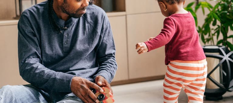 An employer’s guide to parental leave hero image An employer’s guide to parental leave hero image