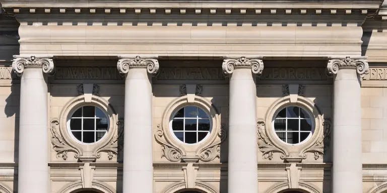 Irish Government Irish Government