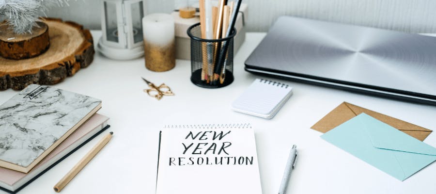 HR New Year’s resolutions for business owners hero image HR New Year’s resolutions for business owners hero image