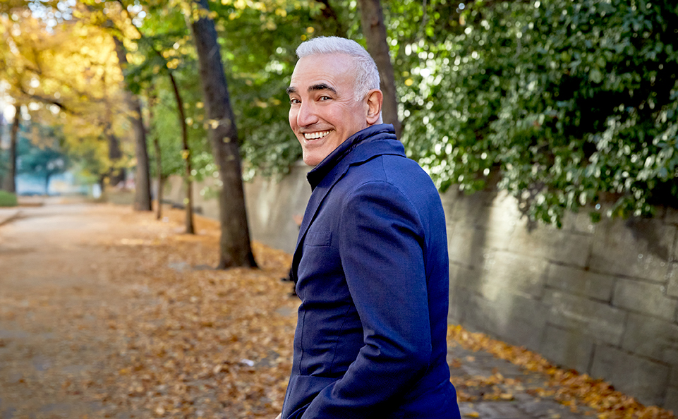 Dr. Kaveh Alizadeh Blog | From Research to Real Results: How Dr. Alizadeh’s Innovations Are Changing Modern Plastic Surgery