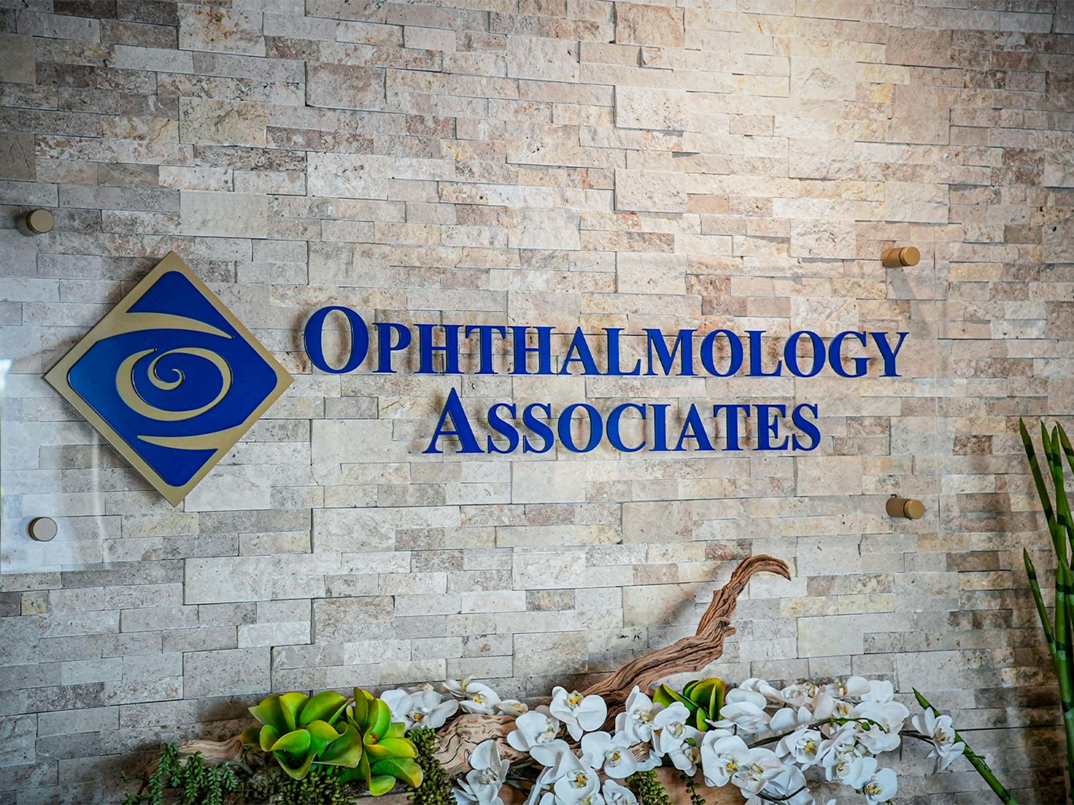 Ophthalmology Associates Logo