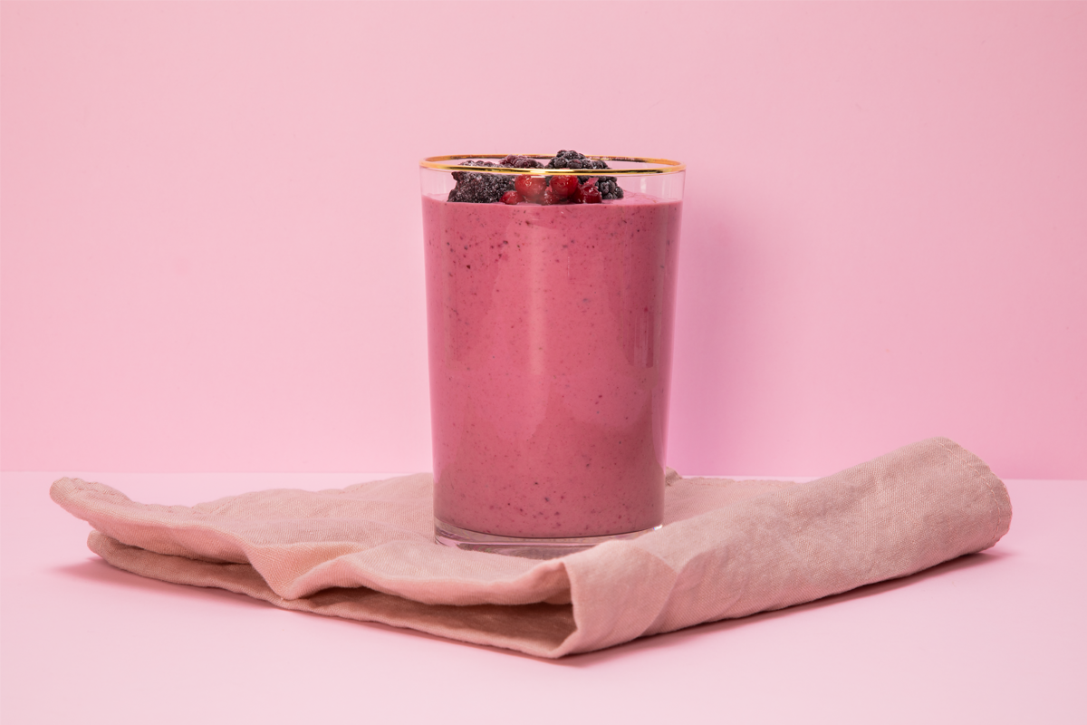 Mixed berry smoothie<!-- -->