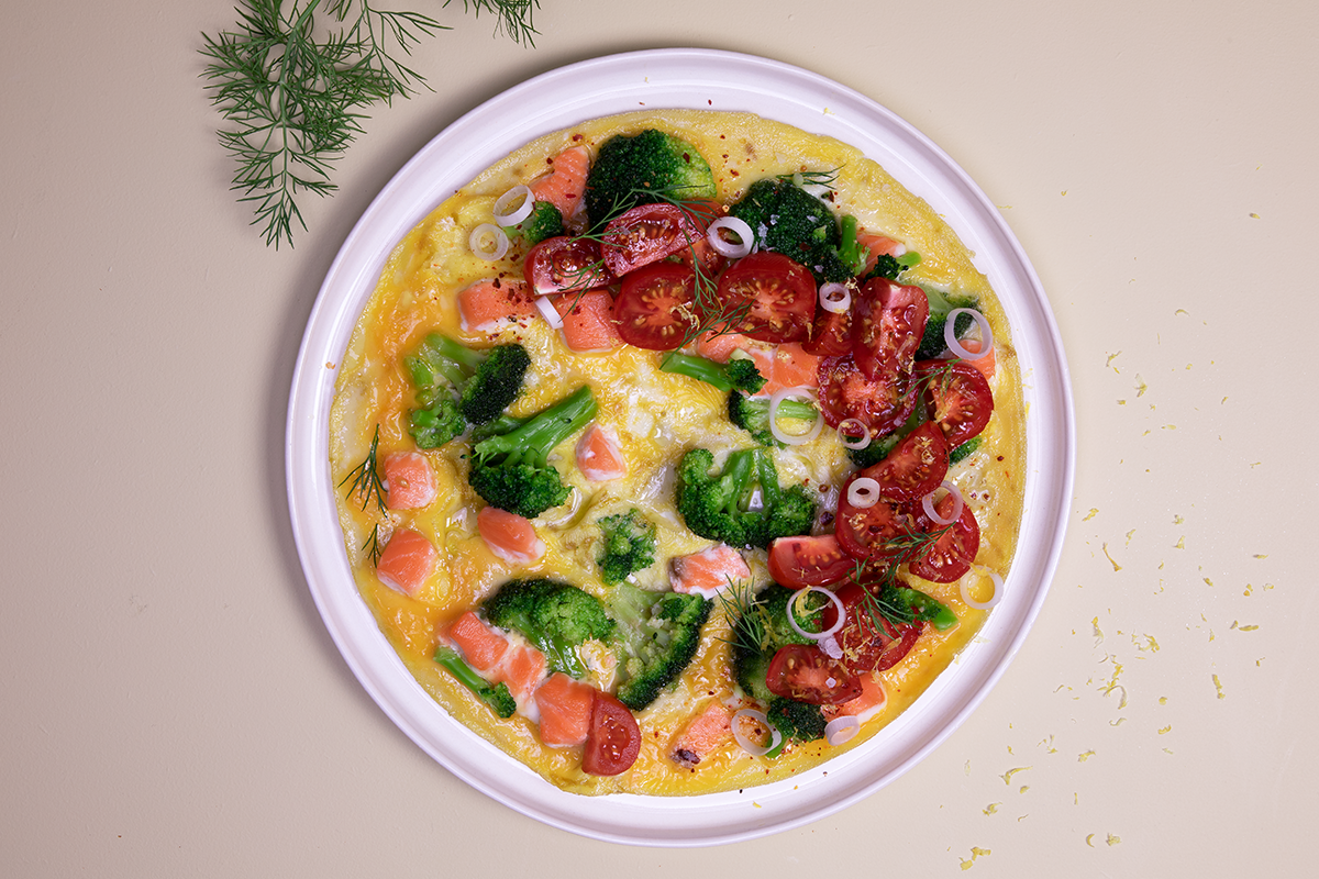 Salmon omelette<!-- --> - Lifesum