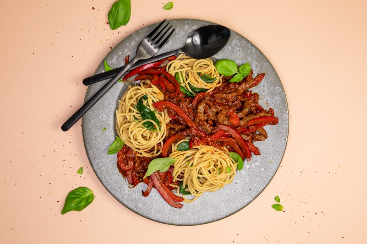 Pasta beef and peppers<!-- -->