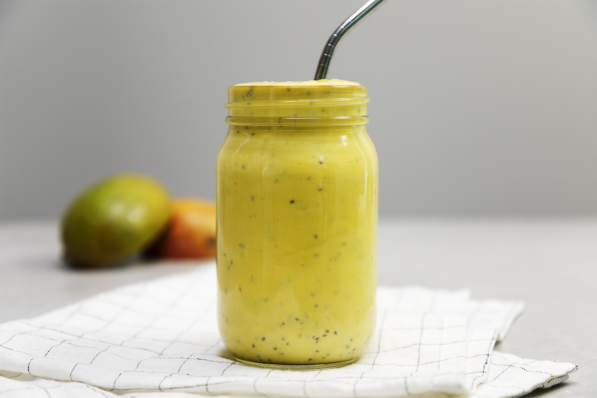 Mango smoothie<!-- -->