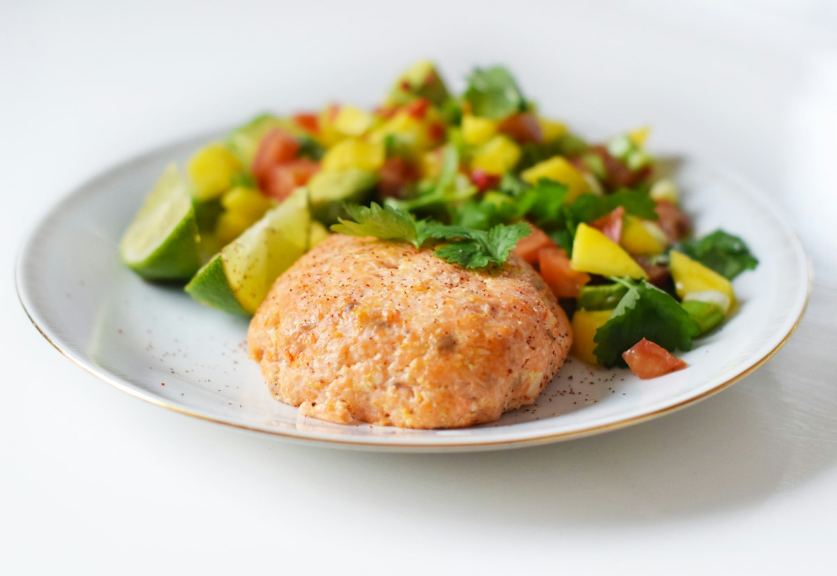 Salmon burgers with mango salsa verde<!-- -->
