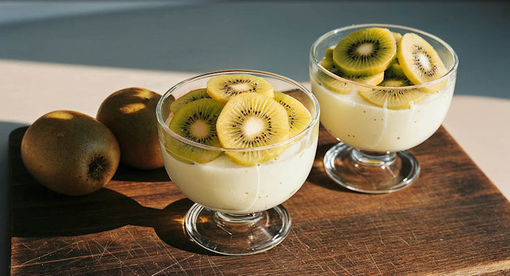 Vanillepudding mit Kiwi-Topping 