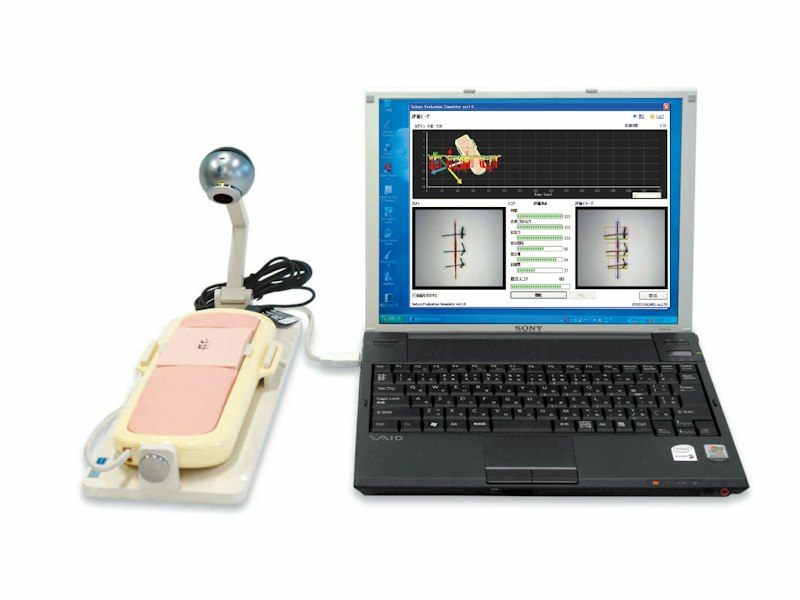 Trainer per la Valutazione e Medicazione delle Suture