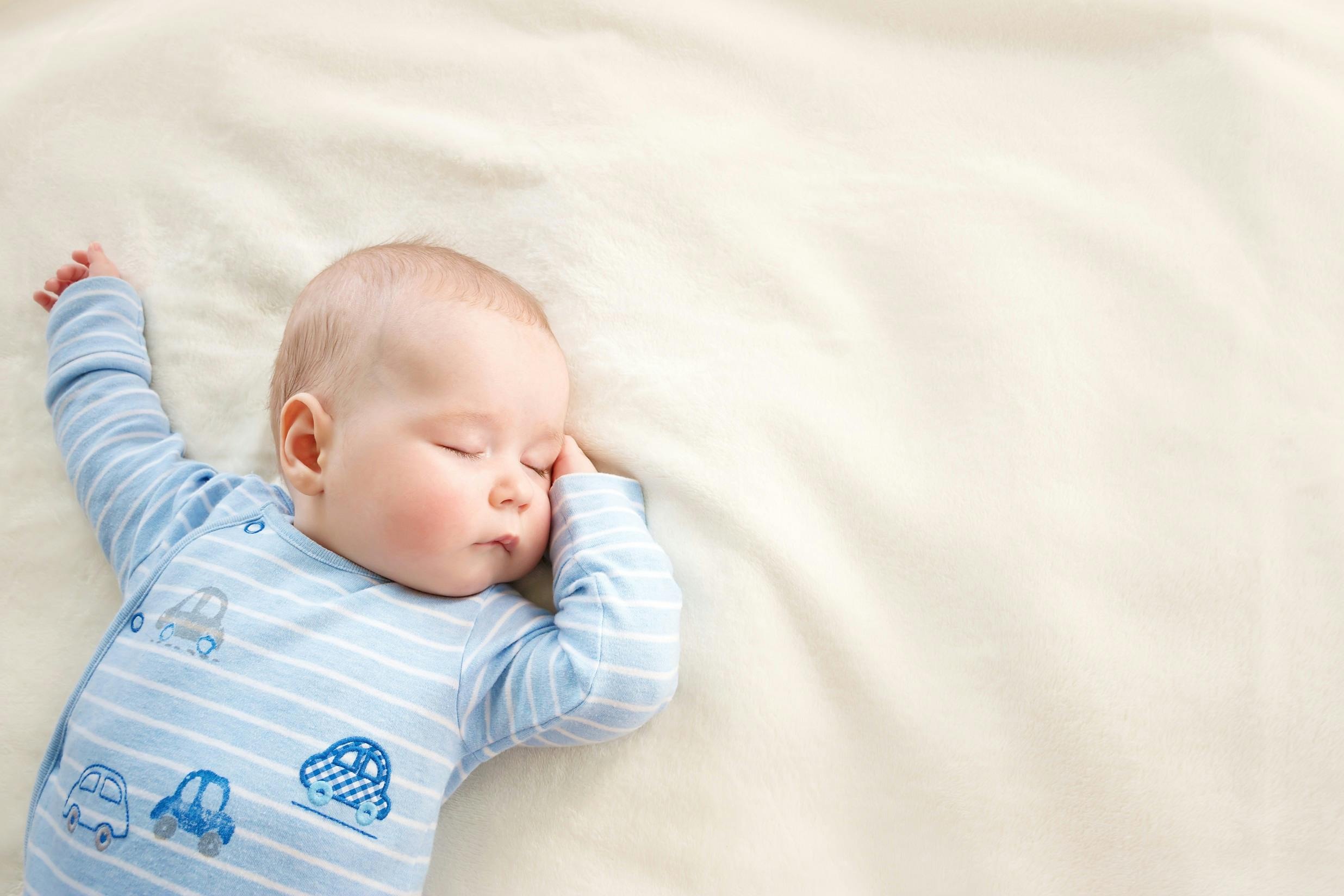 12 Steps to a Safe and Peaceful Night for Your Baby 