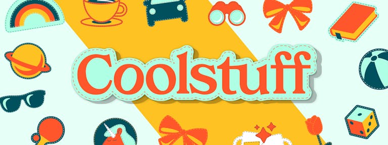  Coolstuff-logo, jossa aurinkolasit, sateenkaari ja pallo ympäri