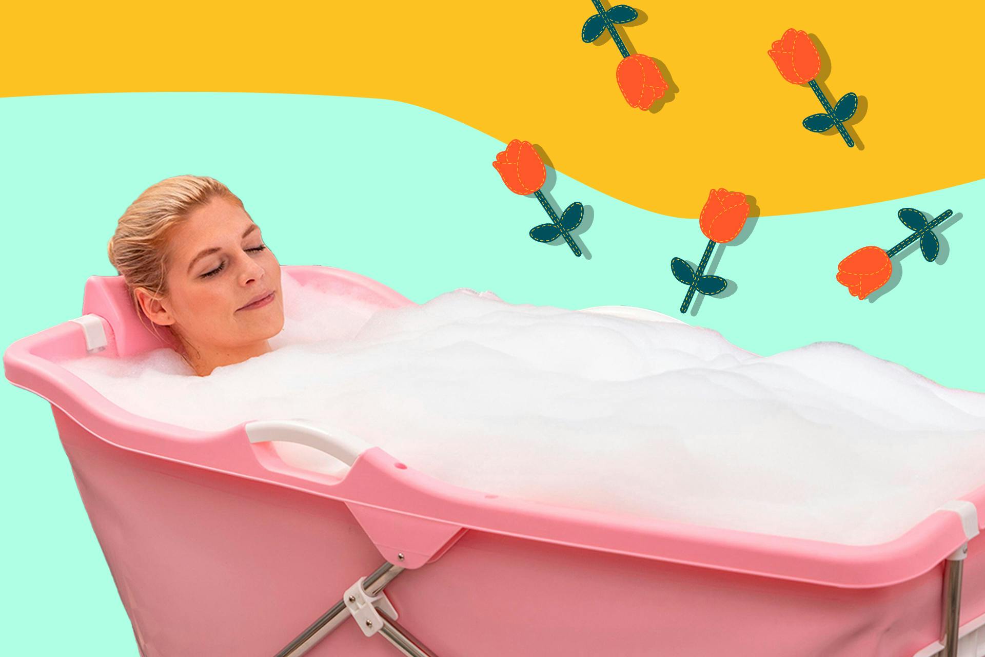 Avslappnad kvinna i ett skumbad i ett rosa vikbart badkar frÃ¥n Zenkuru 