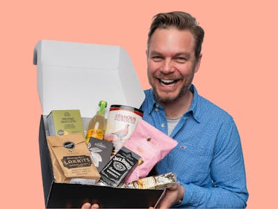 An image illustrating the choice to view the entire selection of christmas gifts for a male