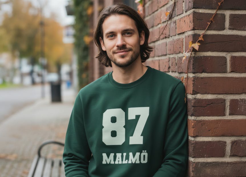 Sweatshirt med Egen Tekst i Collegestil