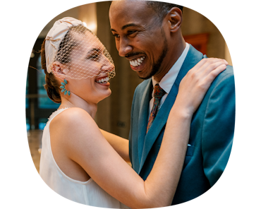 couple dancing at wedding