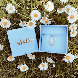 Sistie jewelry