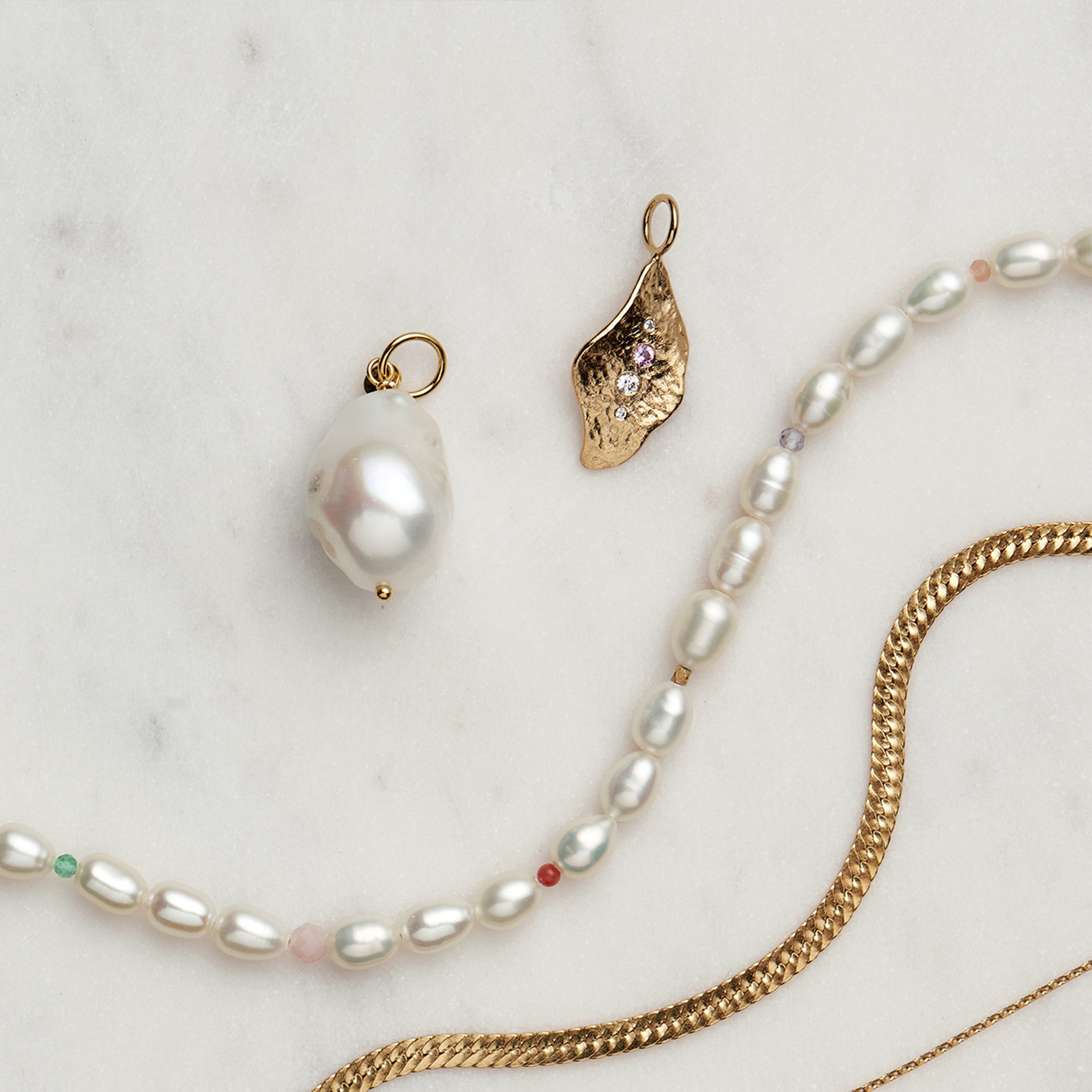 STINEA_JEWELRY_PENDANTS_AHJORT