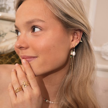 Køb Sistie smykker | Unge kvinders smykkeunivers | Fragt