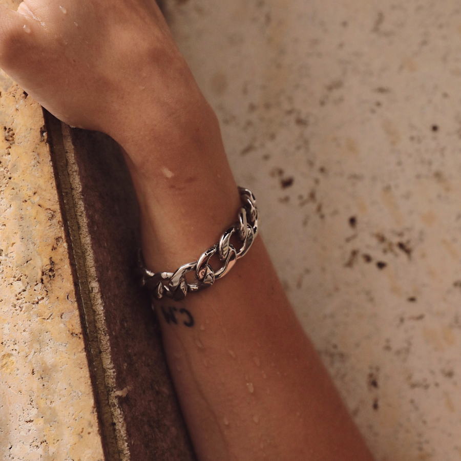 Sistie 2nd Armbänder