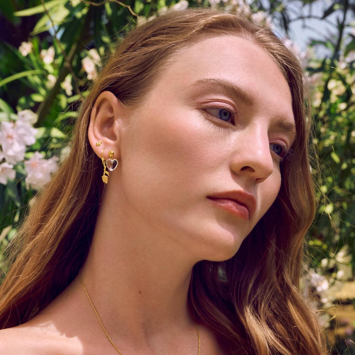 Katso kaikki tuotteet kategoriassa Maanesten korvakorut