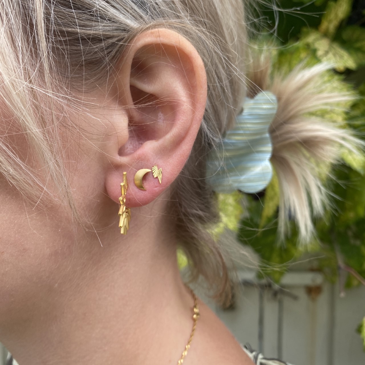 Small Half Moon Stud