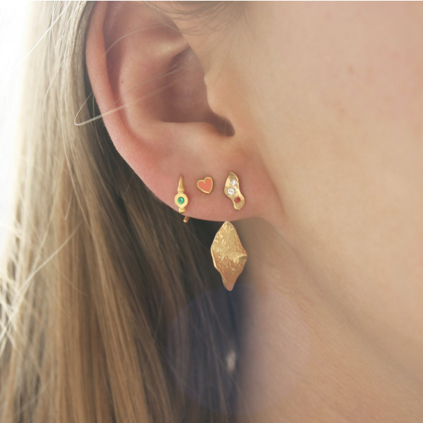 Petit Love Heart Coral Earstick