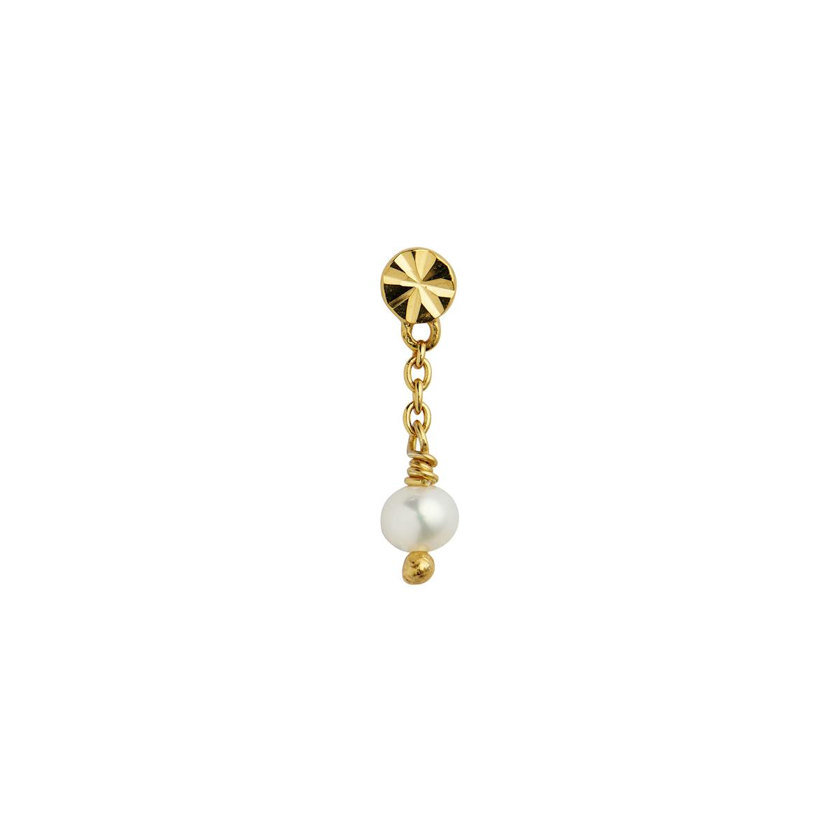 Tres Petit Etoile Earring With Pearl