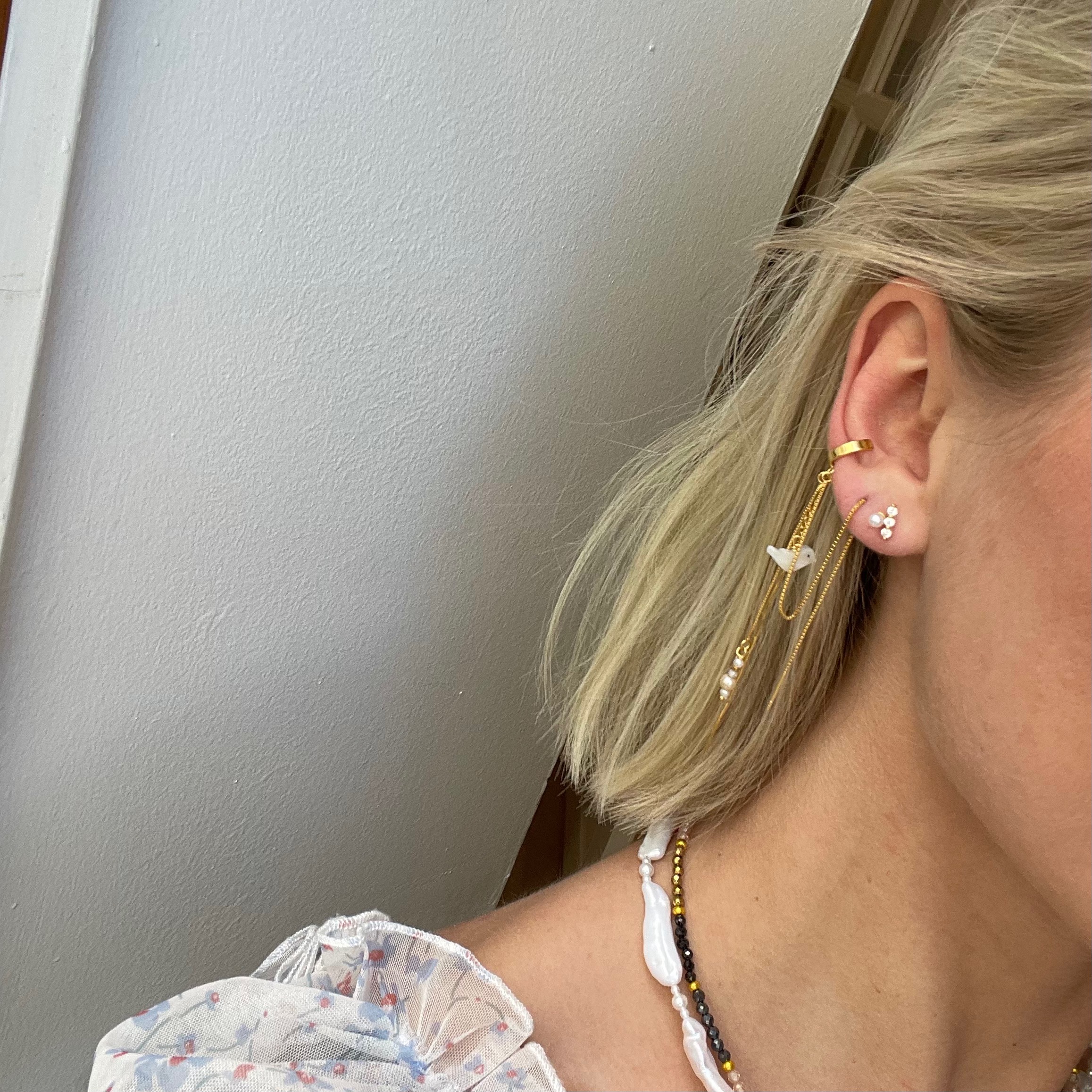 Brazil Pearl Earcuff