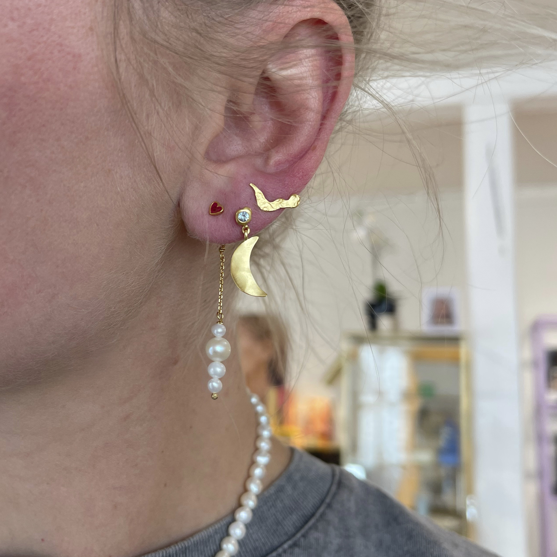 Pearl Berries Behind Ear Earring
