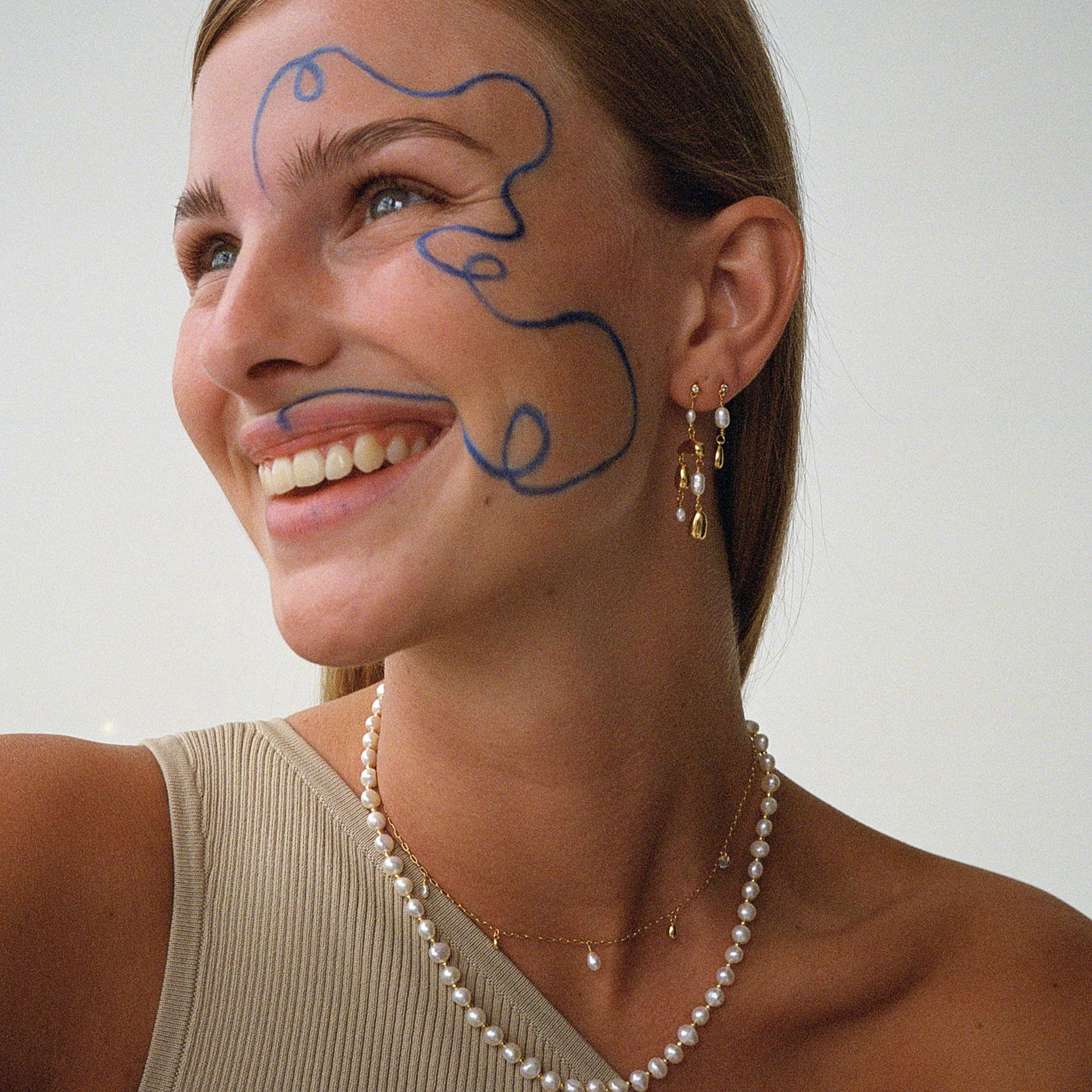 Pebble Petite Earrings