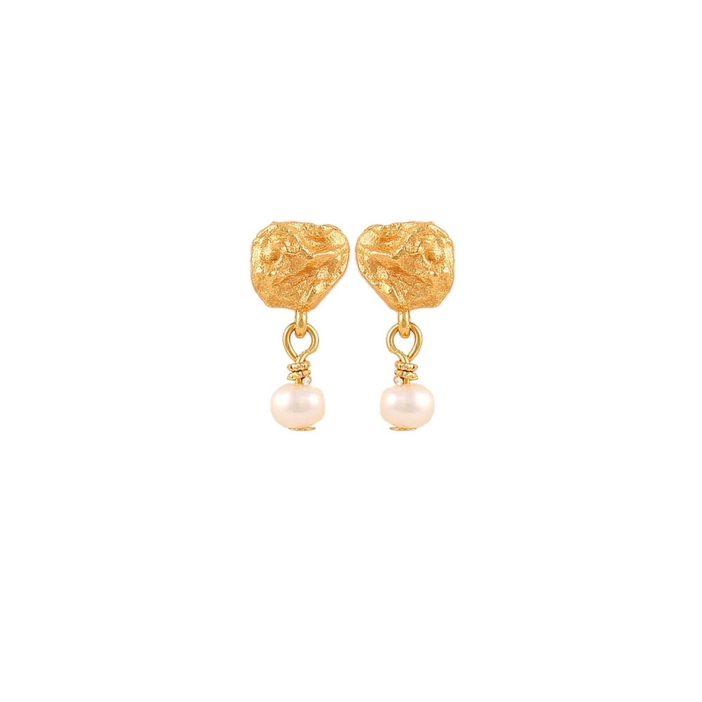 Lainey Pearl Earrings