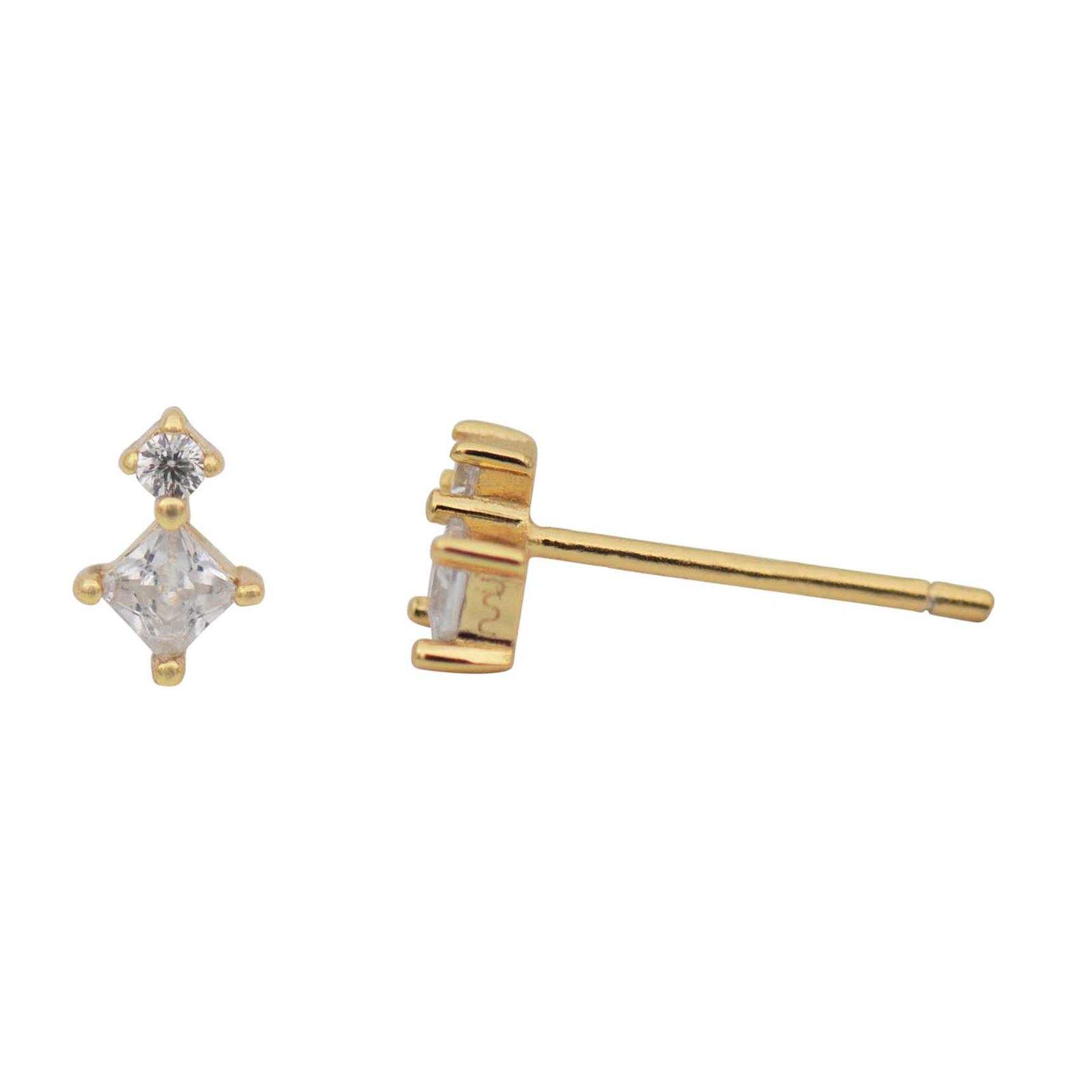 Nynne White Earsticks