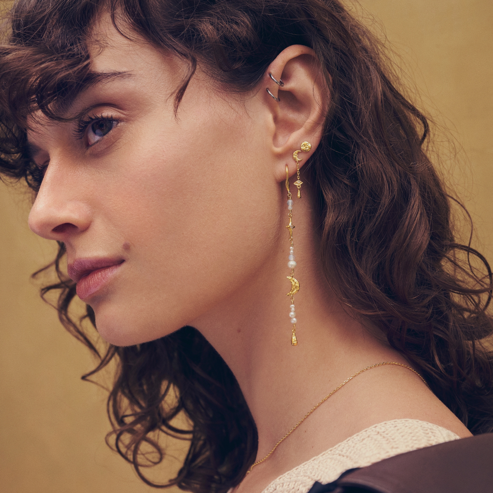 Cio Cio Single Earchain