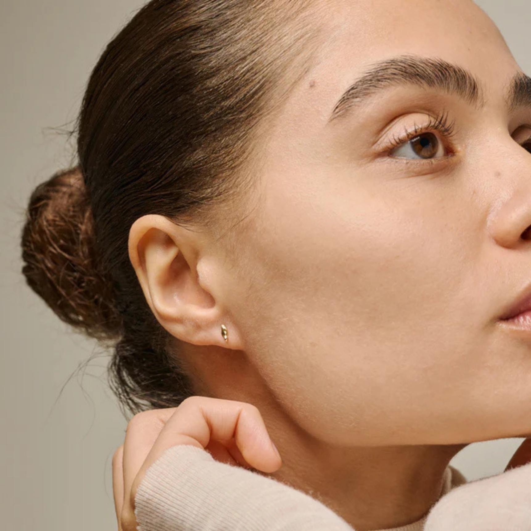 India Petit Earsticks