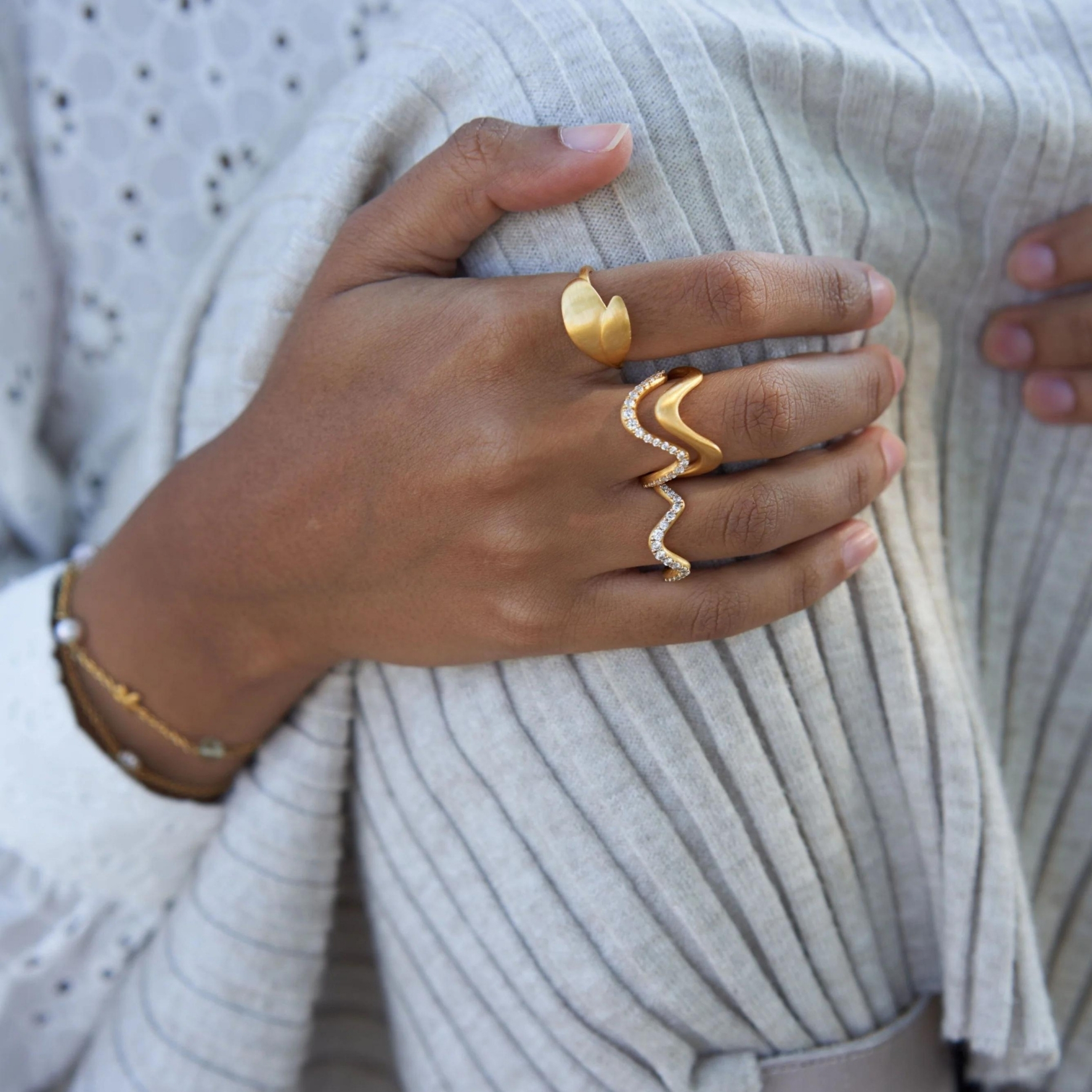 Wave Sparkle Ring Large