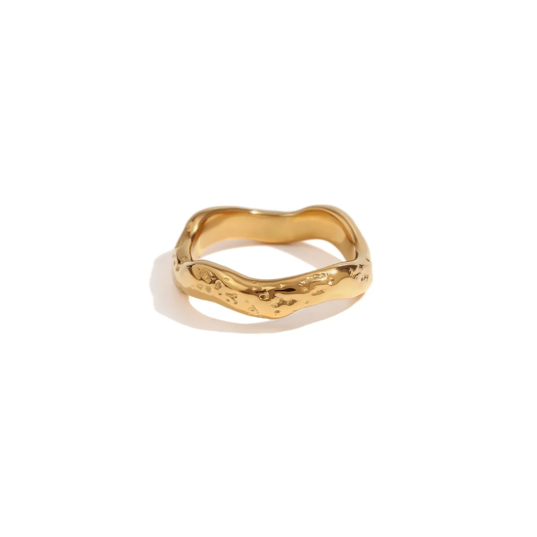 Isla Wave Ring