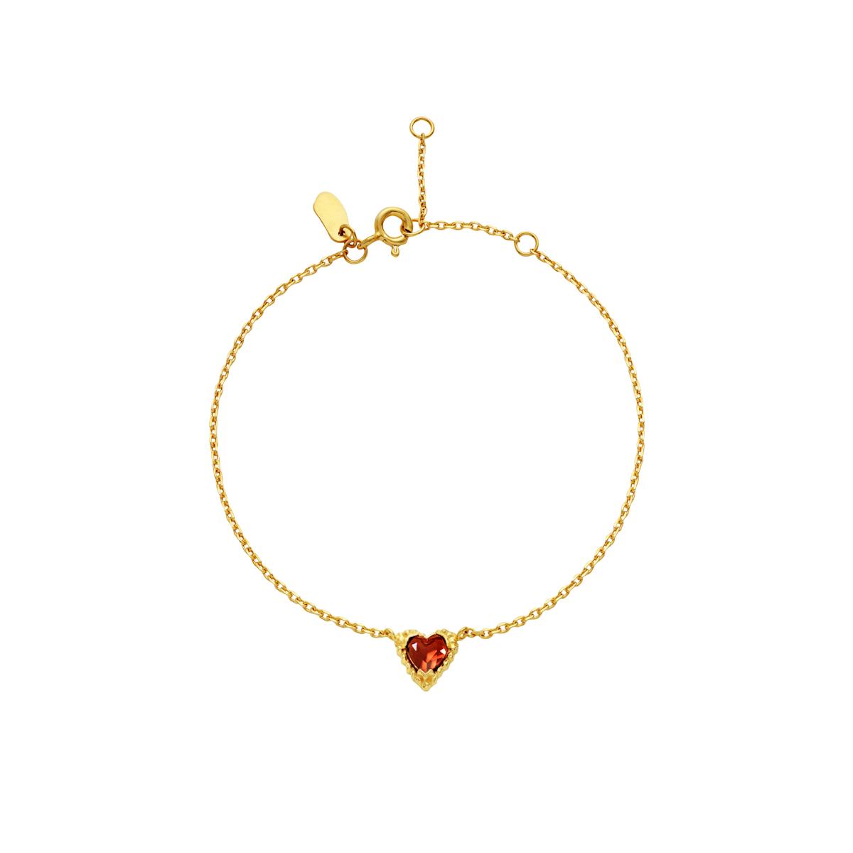 Golden heart bracelet with garnet